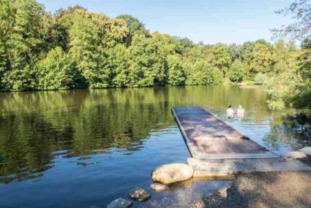 An Der A8 & Dennoch Stadtnah Кирххайм-унтер-Тек Экстерьер фото